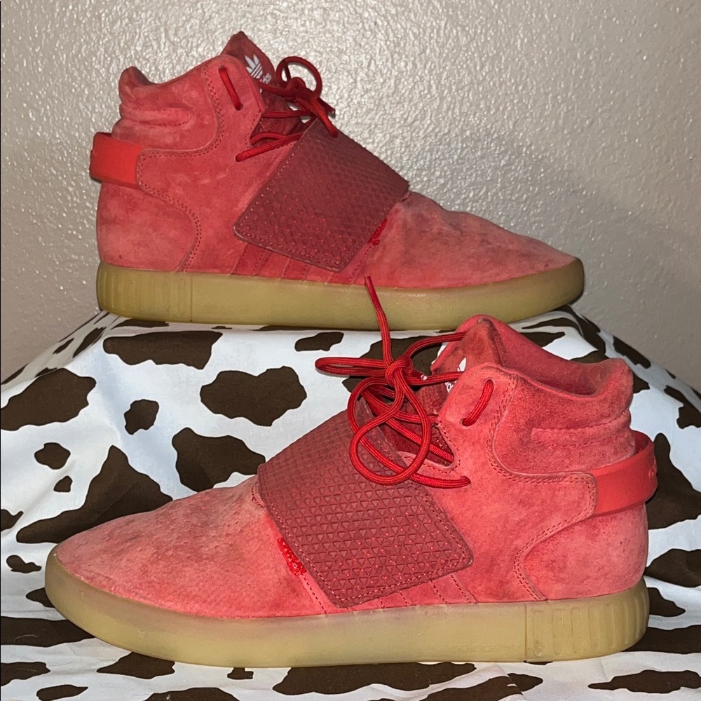 Adidas Red Textured Strap Sneakers - Picture 3 of 3